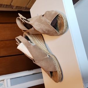 Vince sandals size 11